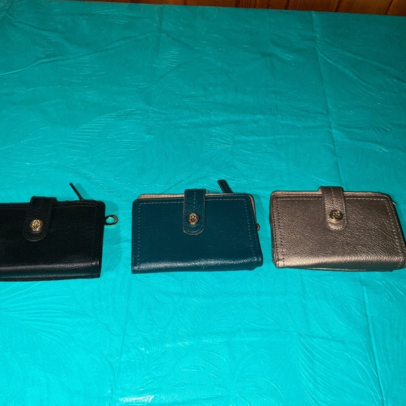 Set of 3 leather Relic Wallets - Picture 2 of 8
